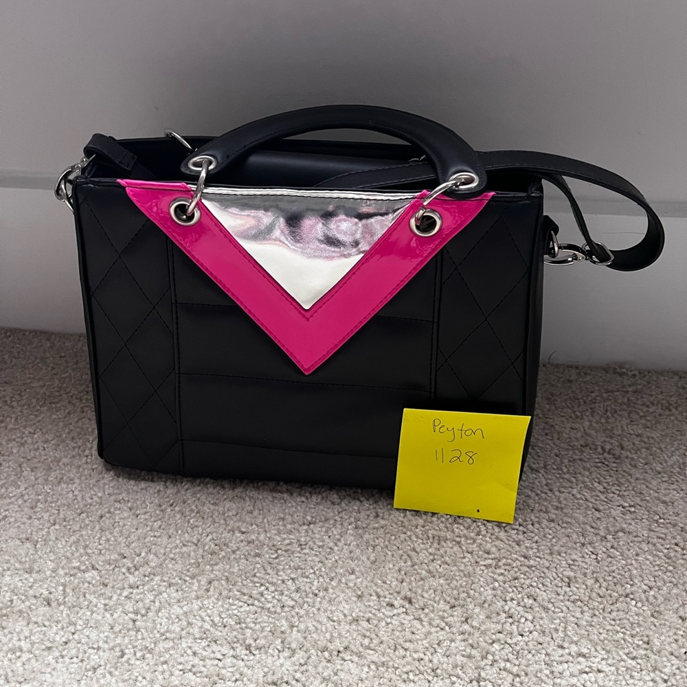 Edna mode bag
